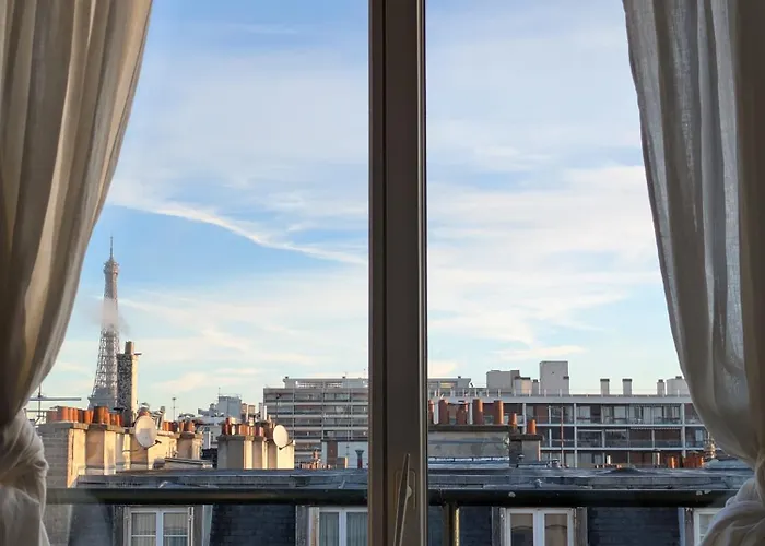 Eiffel Pearl Appartement *