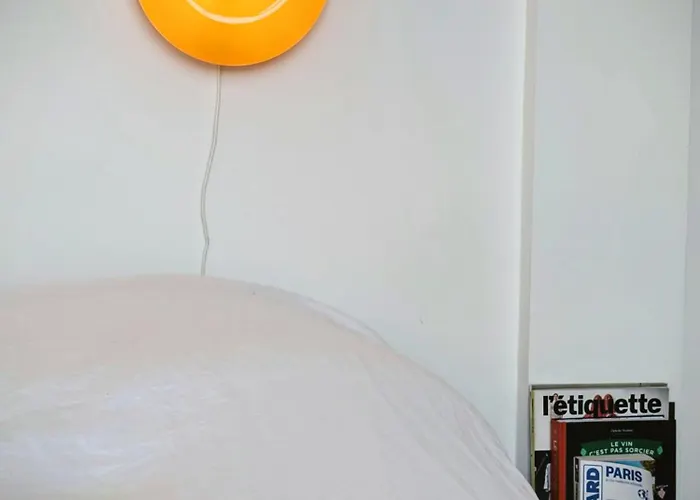 Eiffel Pearl Appartement *