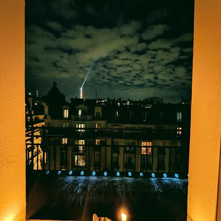 Apartment Eiffel Pearl